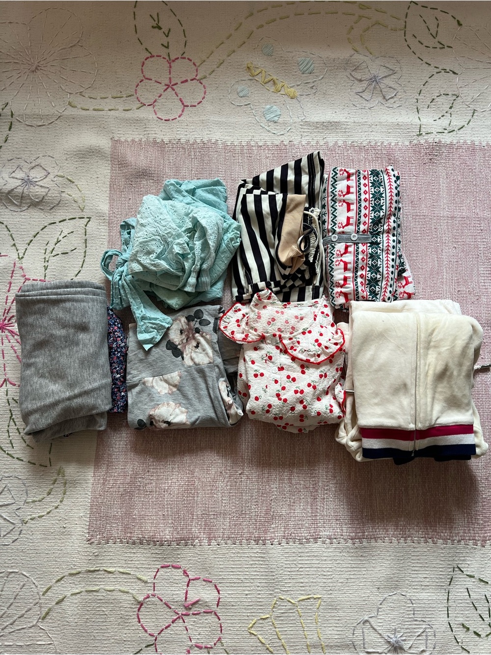 Women’s Pajama & Loungewear Bundle – 9 Pieces (Size S)